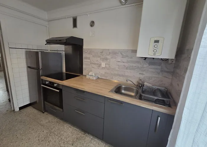 Apartment Quiet Flat In Neat Beaches And Downtown