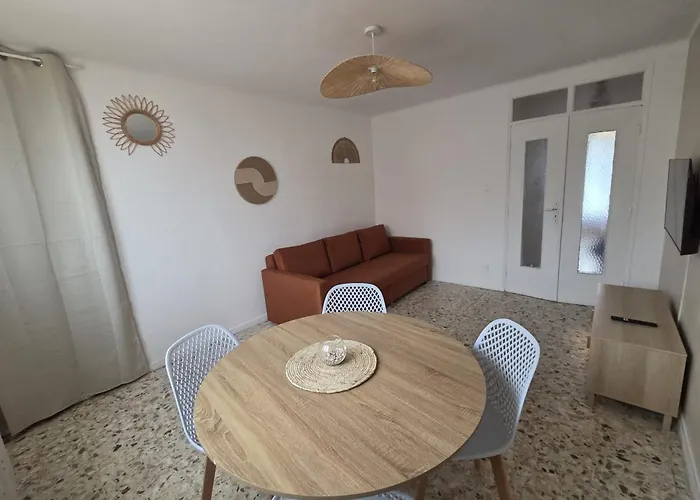 아파트 Quiet Flat In Neat Beaches And Downtown *